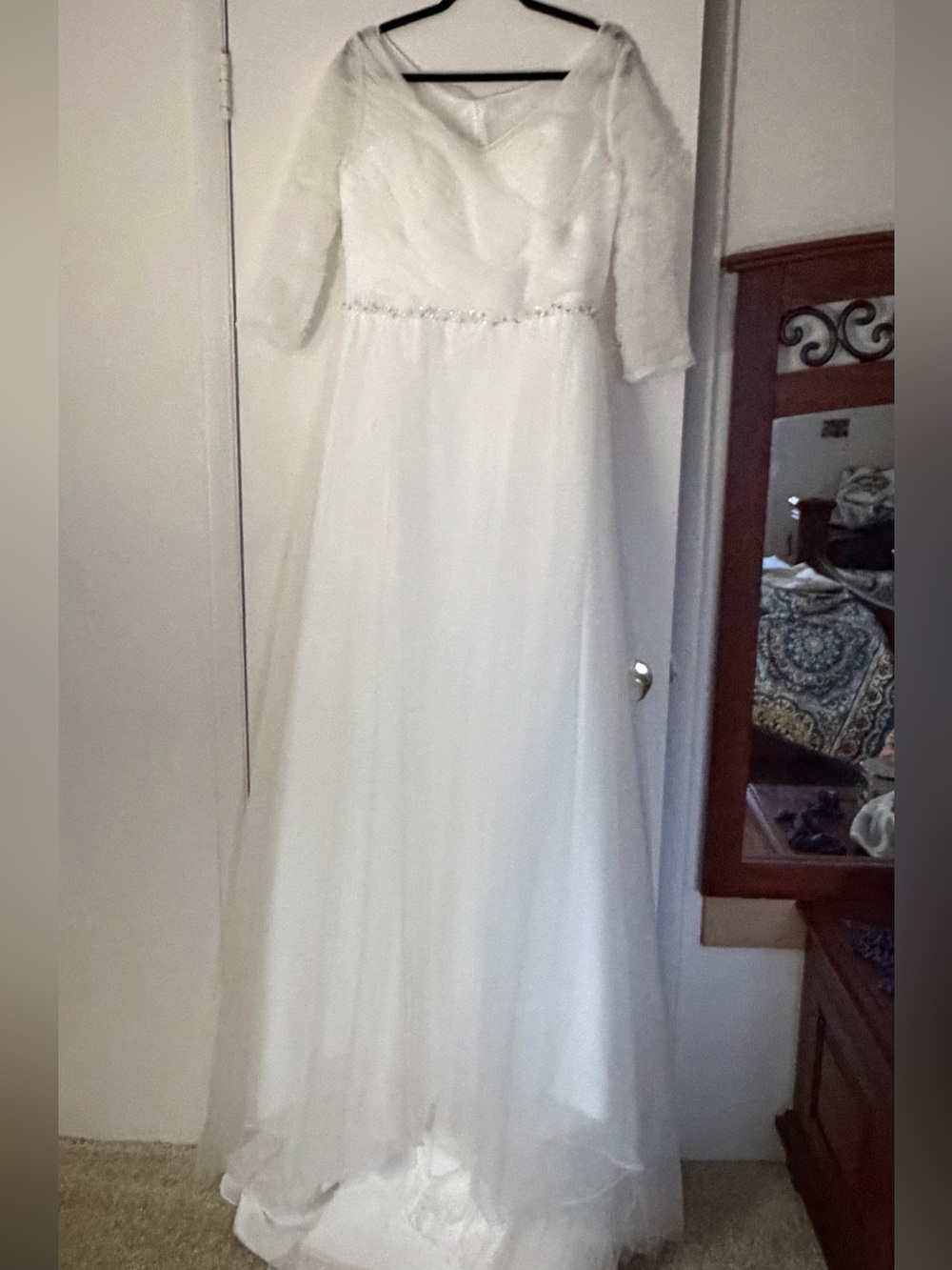 White 3/4 Sleeve Bridal A-Line Tulle Gown - Picture 5 of 6